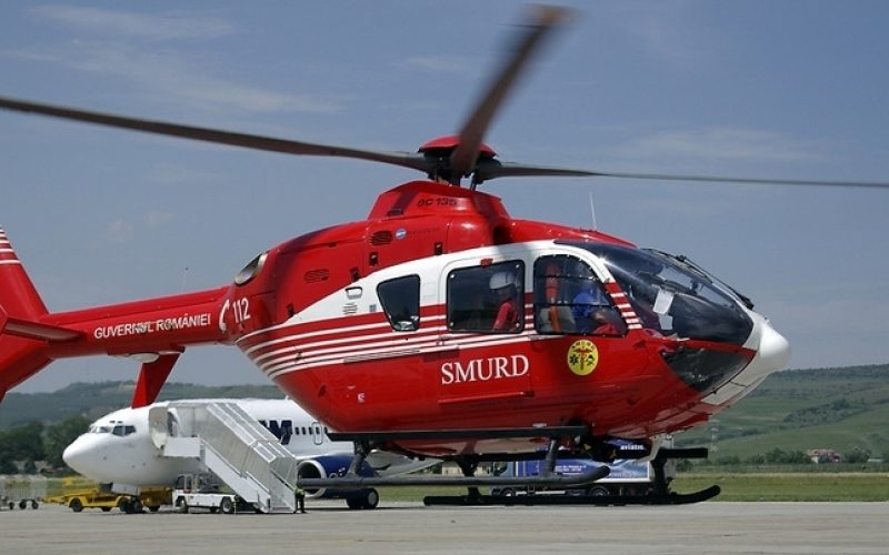 Peste două mii de victime, salvate cu elicopterele şi avioanele SMURD