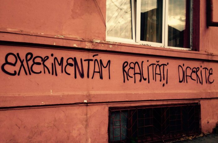 Femeile, mai prost plătite decât bărbaţii !