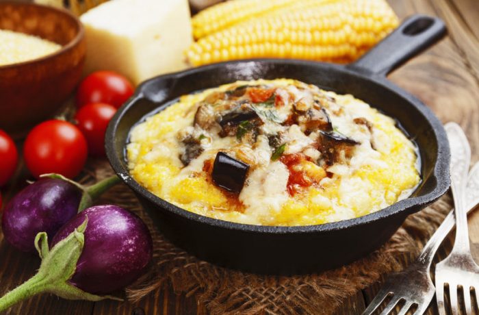 Mămăligă cu legume pentru Ziua Ursului