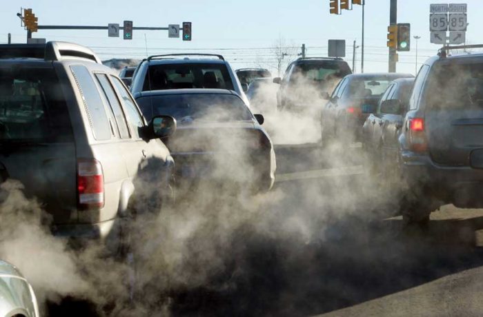 Penalizarea pentru mașinile care poluează, în lucru la Guvern
