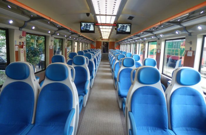 Săracii funcționari publici, vor face naveta pe banii noștri!