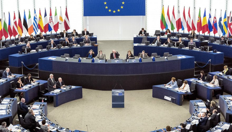 Şapte candidaţi independenţi şi 23 de partide s-au înregistrat la BEC pentru alegerile europarlamentare
