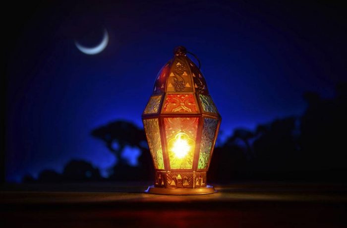 Pentru credincioșii musulmani, azi începe Luna Sfântă Ramazan