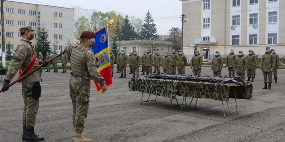 Soldați profesioniști au început instruirea la Batalionul 811 Infanterie ,,Dej”
