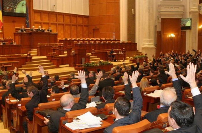 Legea votului prin corespondenţă, adoptată de Camera Deputaţilor