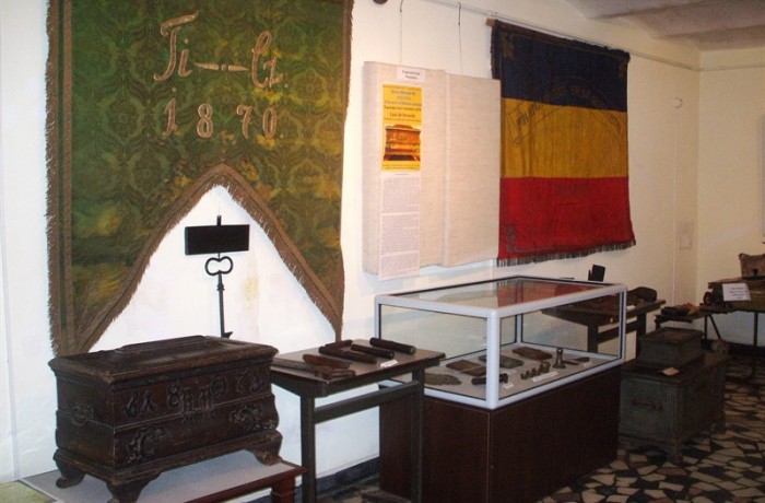 „Lăzi de breaslă, simboluri și unelte ale meșterilor dejeni”, la Muzeul Municipal Dej