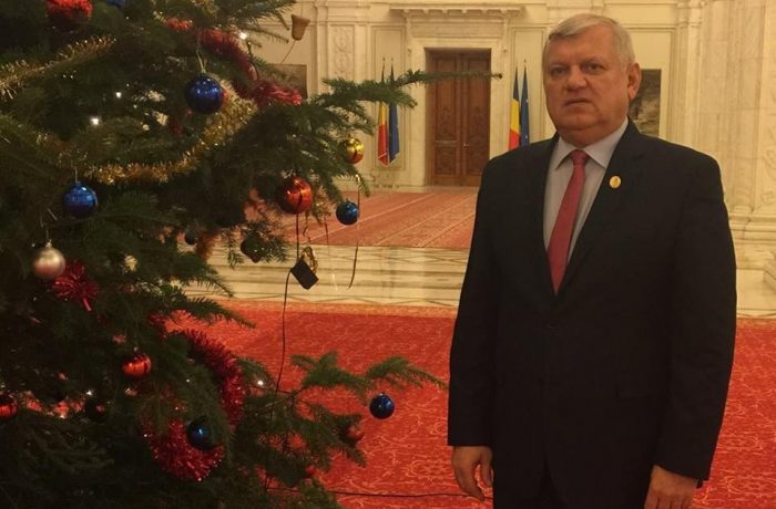 Cornel Itu le dorește tuturor dejenilor un AN NOU fericit!