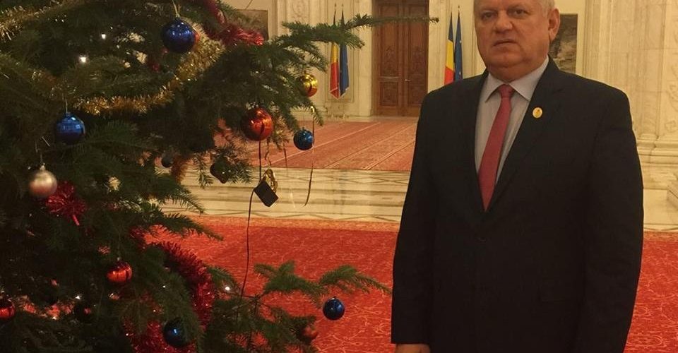 Cornel Itu le dorește tuturor dejenilor un AN NOU fericit!