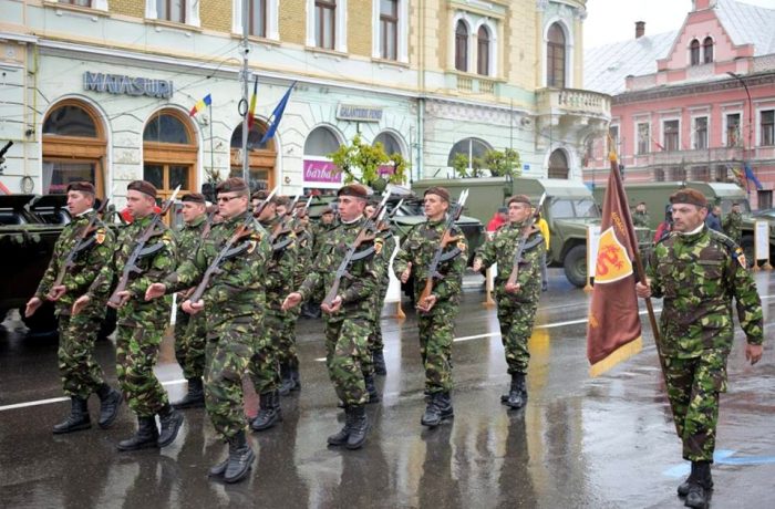 Ziua Armatei Române, sărbătorită la Dej