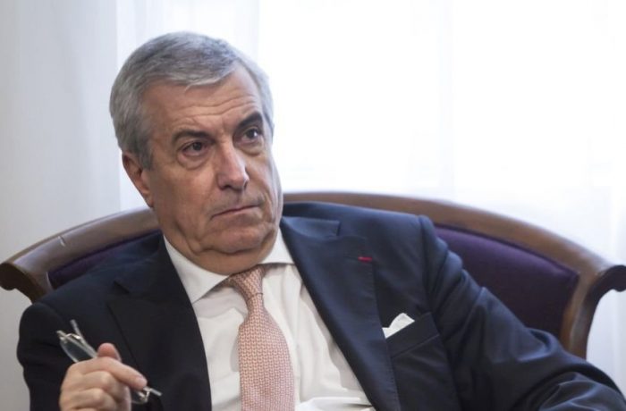 Călin Popescu Tăriceanu a demisionat de la şefia Senatului